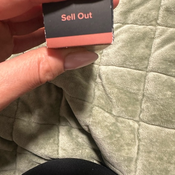 Too Faced Melted Matte Lipstick - Picture 2 of 5